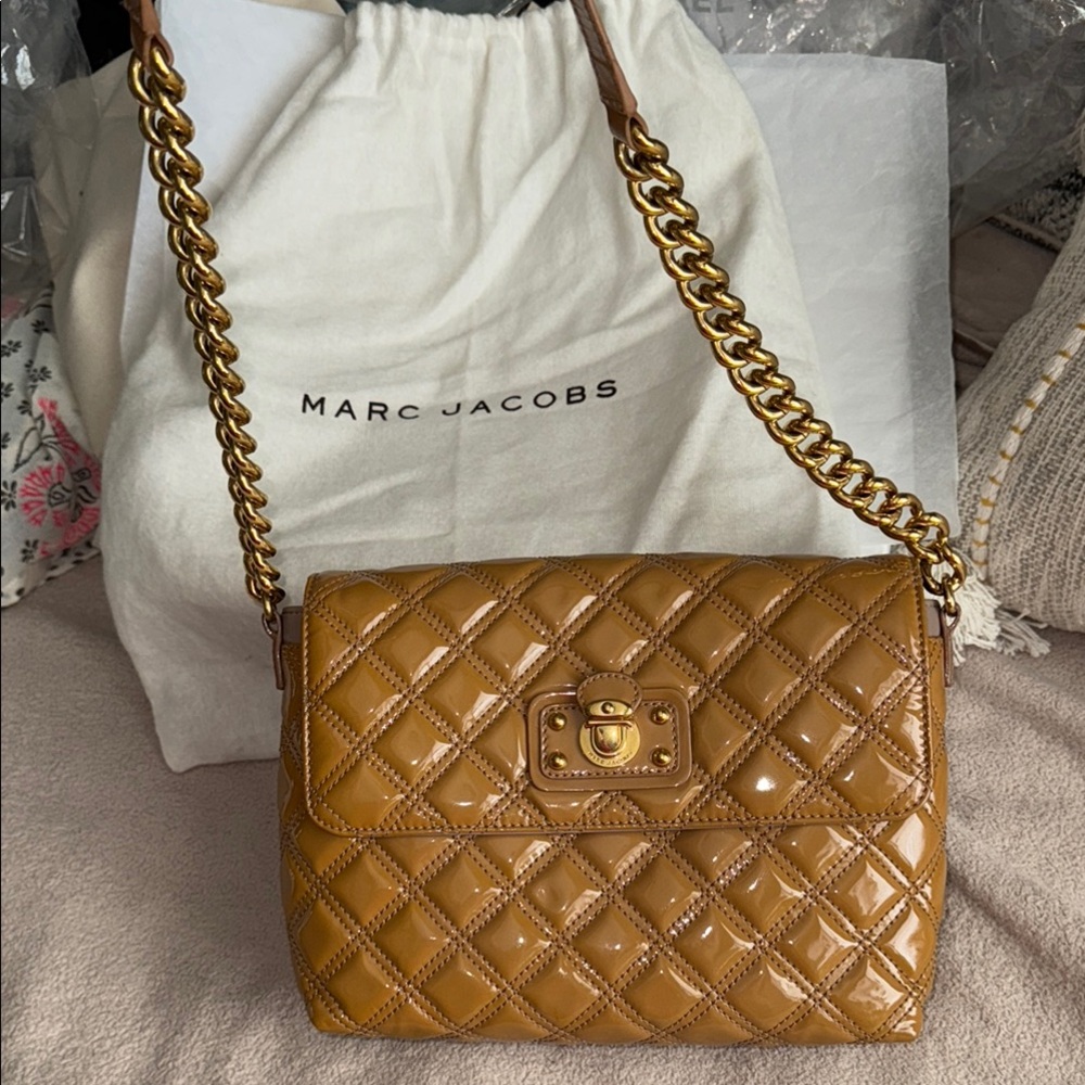 Marc Jacobs The Large Single Shoulder Bag Patent Leather